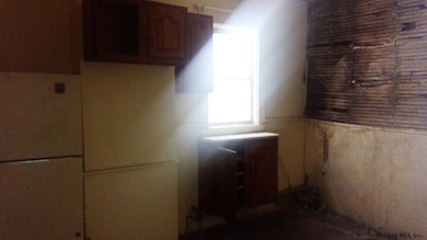 483 Hudson Ave, Albany, NY 12203 - photo 5