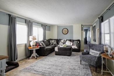 18592 Edwards Rd unit 94, Doylestown, OH 44230 - photo 3