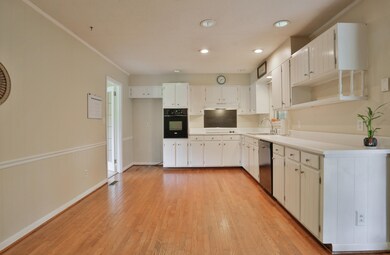 4621 Cloverdale Loop, Hixson, TN 37343 - photo 5