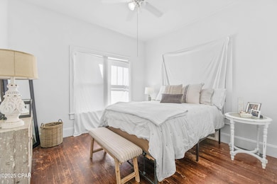 12-web-or-mls-1322_CogginsAve-12