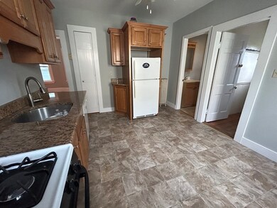 82 Conwell Ave unit 2, Somerville, MA 02144 - photo 2