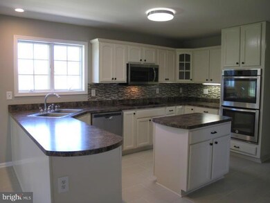 15251 Dover Rd, Reisterstown, MD 21136 - photo 3