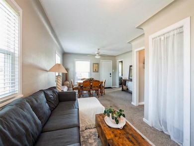 927 O Ave NW, Cedar Rapids, IA 52405 - photo 4