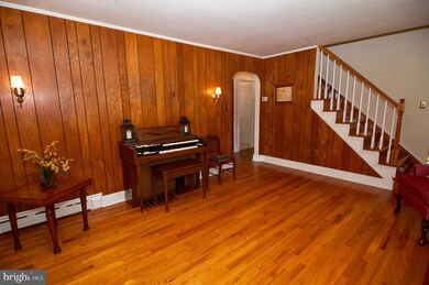 412 Heston Ave, Norristown, PA 19403 - photo 6