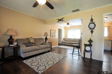 10613 Rolling Pines Dr, Tyler, TX 75707 - photo 2