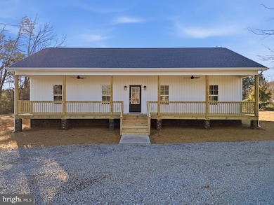 475 Fredericks Hall Rd, Bumpass, VA 23024 - photo 2