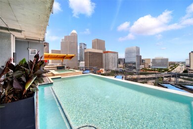Rooftop pool with gorgeous views of Downtown
