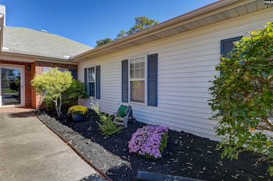 201 Twin Oaks Ln, Columbia, SC 29209 - photo 2