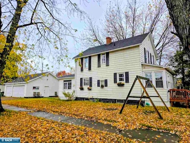 2835 4th Ave E, Hibbing, MN 55746 - photo 2