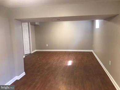 5507 Hamilton St, Hyattsville, MD 20781 - photo 7