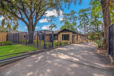 311 Eleanor St, Houston, TX 77009 - photo 2