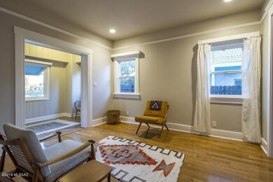 LR angled to front room