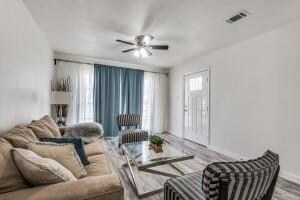 922 Tamara Ln, Grand Prairie, TX 75051 - photo 6