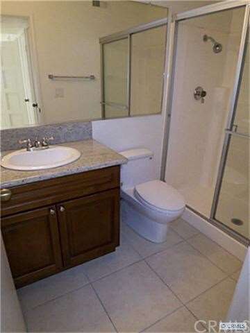Beautiful Granite Counters in the Bathroom
