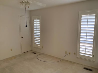 First floor office or bedroom. Plantation shutters