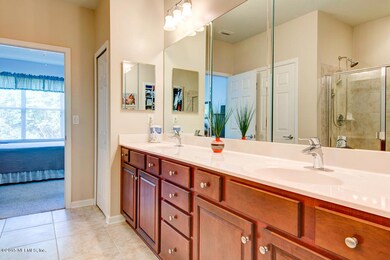 8533 Little Swift Cir unit 34J, Jacksonville, FL 32256 - photo 5