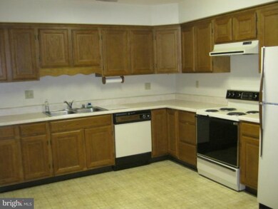 18014 Putter Dr, Hagerstown, MD 21740 - photo 4