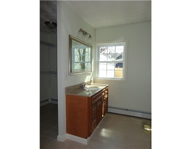 139 East St, Pawtucket, RI 02860 - photo 7