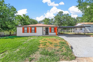 417 Throckmorton St, Weatherford, TX 76086 - photo 2