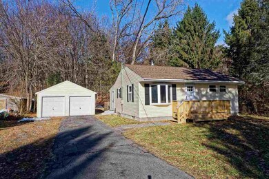 1323 Schodack Valley Rd, Castleton On Hudson, NY 12033 - photo 3