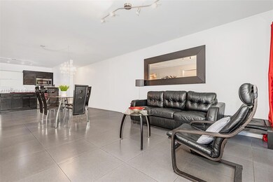 201 178th Dr unit 212, Sunny Isles Beach, FL 33160 - photo 7