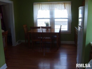 1915 W Locust St, Davenport, IA 52804 - photo 5
