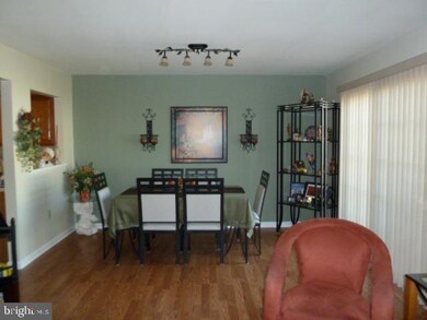 4069 Laurel Ln, Mount Joy, PA 17552 - photo 3
