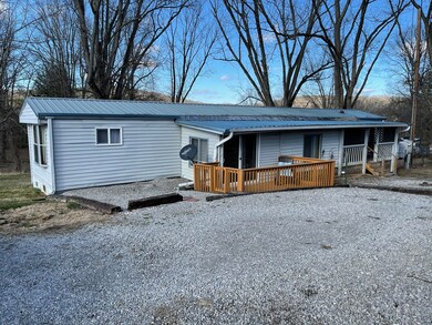 97 Circle Ln, Burnside, KY 42519 - photo 5