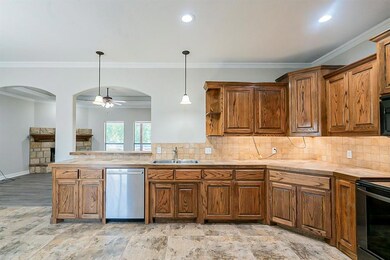 301 Jade Ln, Weatherford, TX 76086 - photo 5