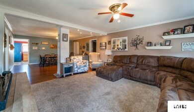 503 N Logan St, Lincoln, IL 62656 - photo 2