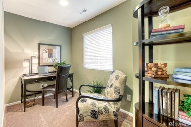 16702 W Hill Dr E unit PW206, Bonney Lake, WA 98391 - photo 4