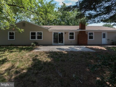 4201 Pinefield Ct, Fairfax, VA 22033 - photo 7