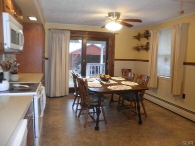 1929 E Jonathan St, Allentown, PA 18109 - photo 5