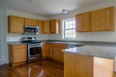 203 Swamp Rd, Richmond, VT 05477 - photo 2