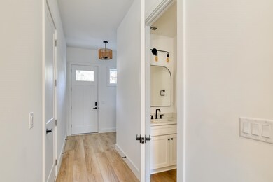 7 Sebastian Ave unit D, Saint Augustine, FL 32084 - photo 5