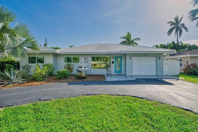 208 NE 30th St, Wilton Manors, FL 33334 - photo 3