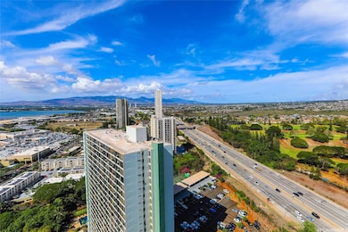 98-410 Koauka Loop unit 32C, Aiea, HI 96701 - photo 3