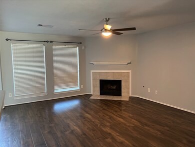 4105 Cleburne Dr, Pearland, TX 77584 - photo 5