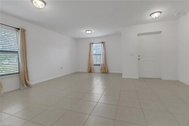 92 Blackstone Dr, Fort Myers, FL 33913 - photo 2