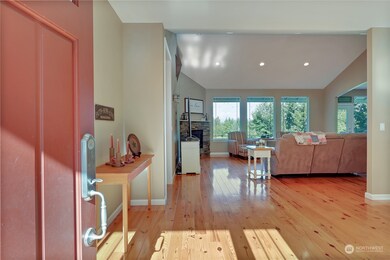 15330 Rainier View Dr SE, Yelm, WA 98597 - photo 4