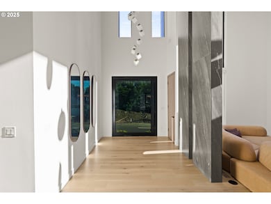 585 W U St, Washougal, WA 98671 - photo 4