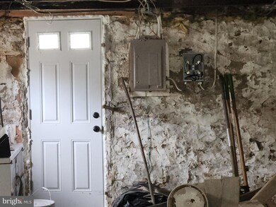 2 N Ashburton St, Baltimore, MD 21223 - photo 7