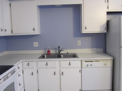 Gull Rd. Kitchen Cabinets