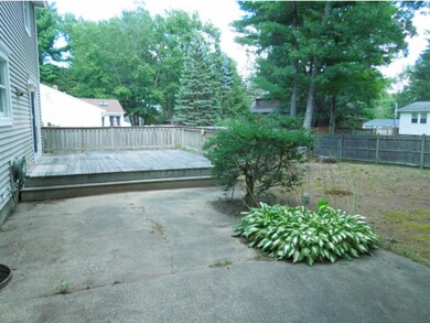 48 Nottingham Dr, Nashua, NH 03062 - photo 3