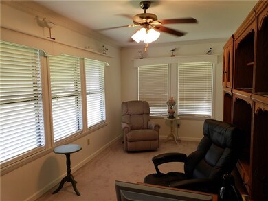 Popcorn ceiling gone-- new paint! 20 x 10' Room w
