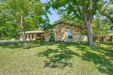 814 Cortez St, Denison, TX 75020 - photo 2