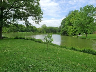 206 Lakewood Dr, Camargo, IL 61919 - photo 3