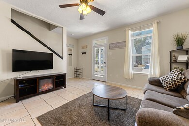 1110 Century Oaks Dr unit A, Gulfport, MS 39507 - photo 3