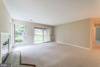 6605E Jupiter Hills Cir, Alexandria, VA 22312 - photo 3