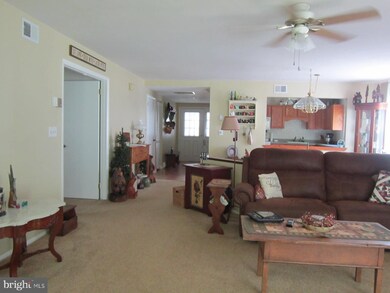 8 Stamford Place, Southampton, NJ 08088 - photo 4